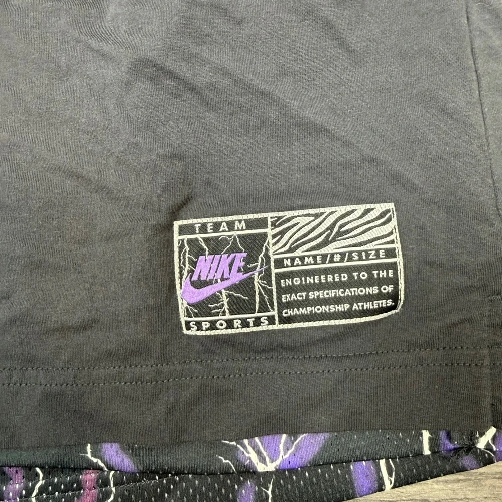 Men's Nike Basketball Shorts Medium Pink Black Lightning Mesh Reversible Pockets